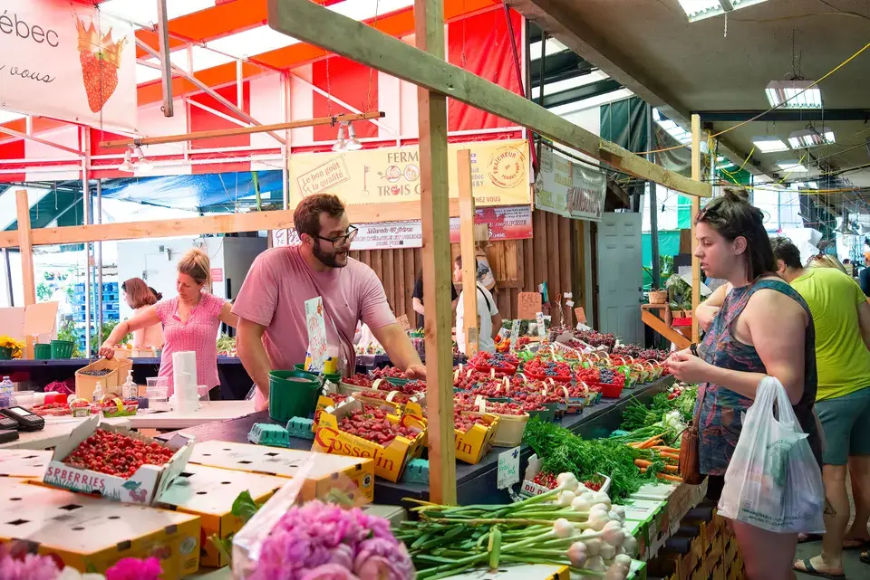 Exploring Isle of Normandy's Local Gems in Isle of Normandy
